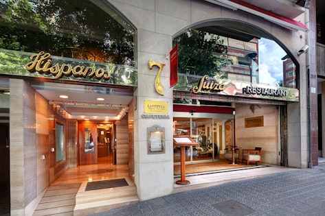 Hispanos 7 Suiza Apartament-Restaurant